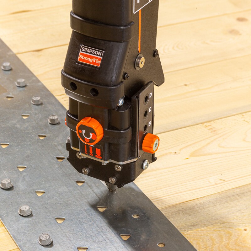 TimberDrive-StructScrewSystem-CLT-SDS-ConnectorScrew-MDCST48-CloseUp_C0.jpg